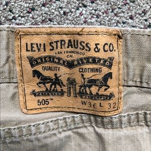 Lightly used (but wrinkled Levi’s ha ha)